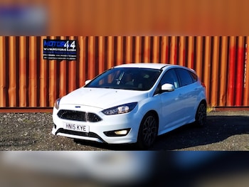 Used Ford Focus 2015 for sale - 75598823: Photo