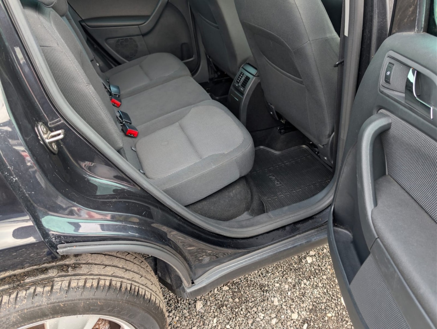 Used Skoda Yeti 2012 for sale - 77303667: Photo 28