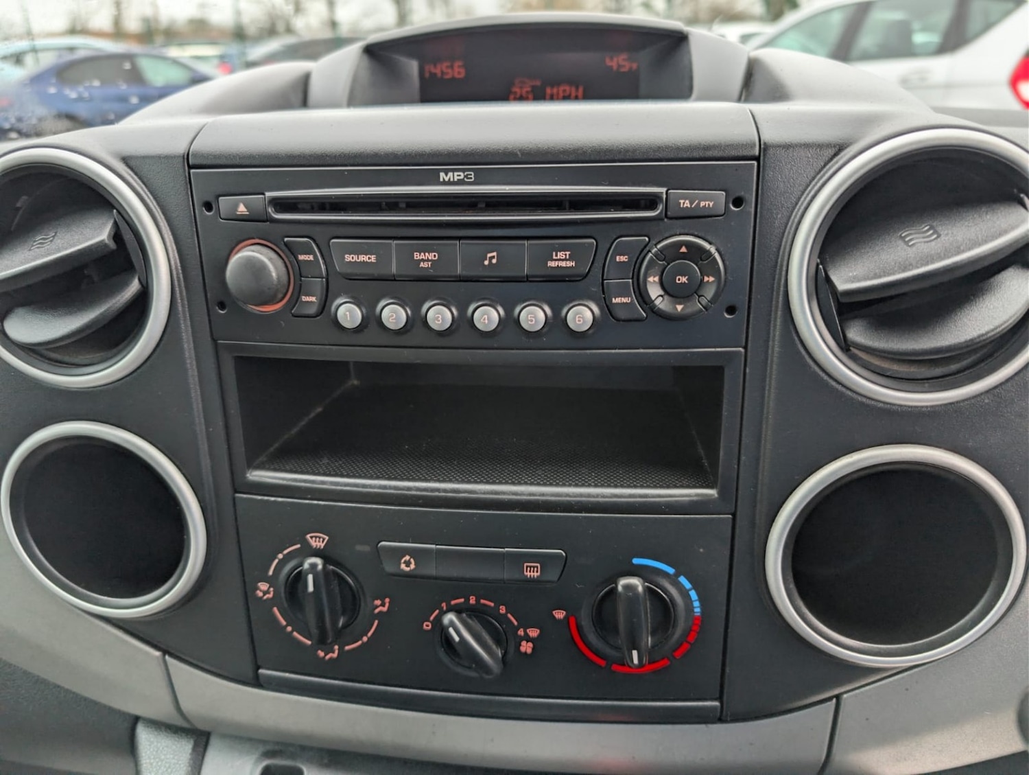 Used Citroen Berlingo 2009 for sale - 77201294: Photo 22