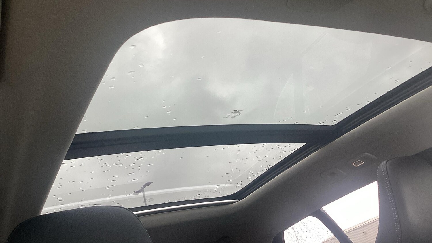 Used Volvo XC40 for sale - 77343747: Photo 28