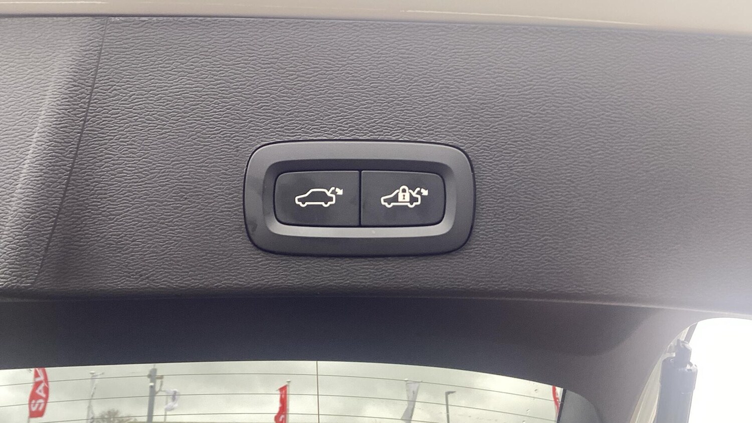 Used Volvo XC40 for sale - 77343747: Photo 30