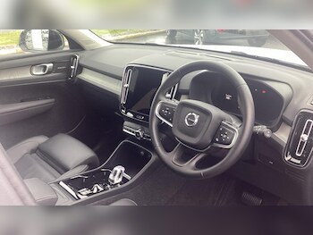 Used Volvo XC40 2025 for sale - 77343747: Photo