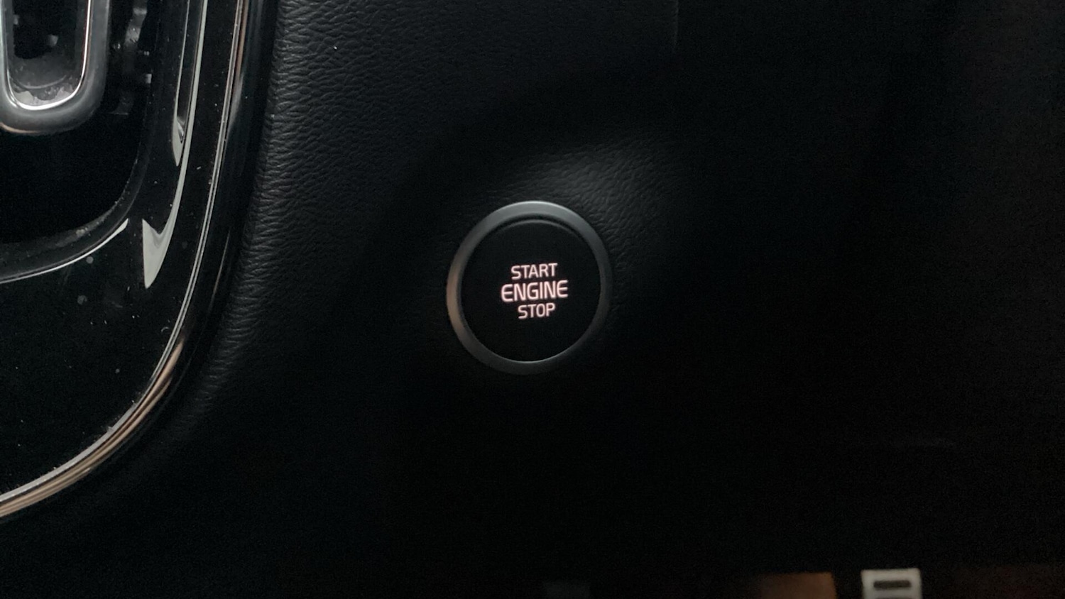 Used Volvo XC40 2022 for sale - 77175265: Photo 25