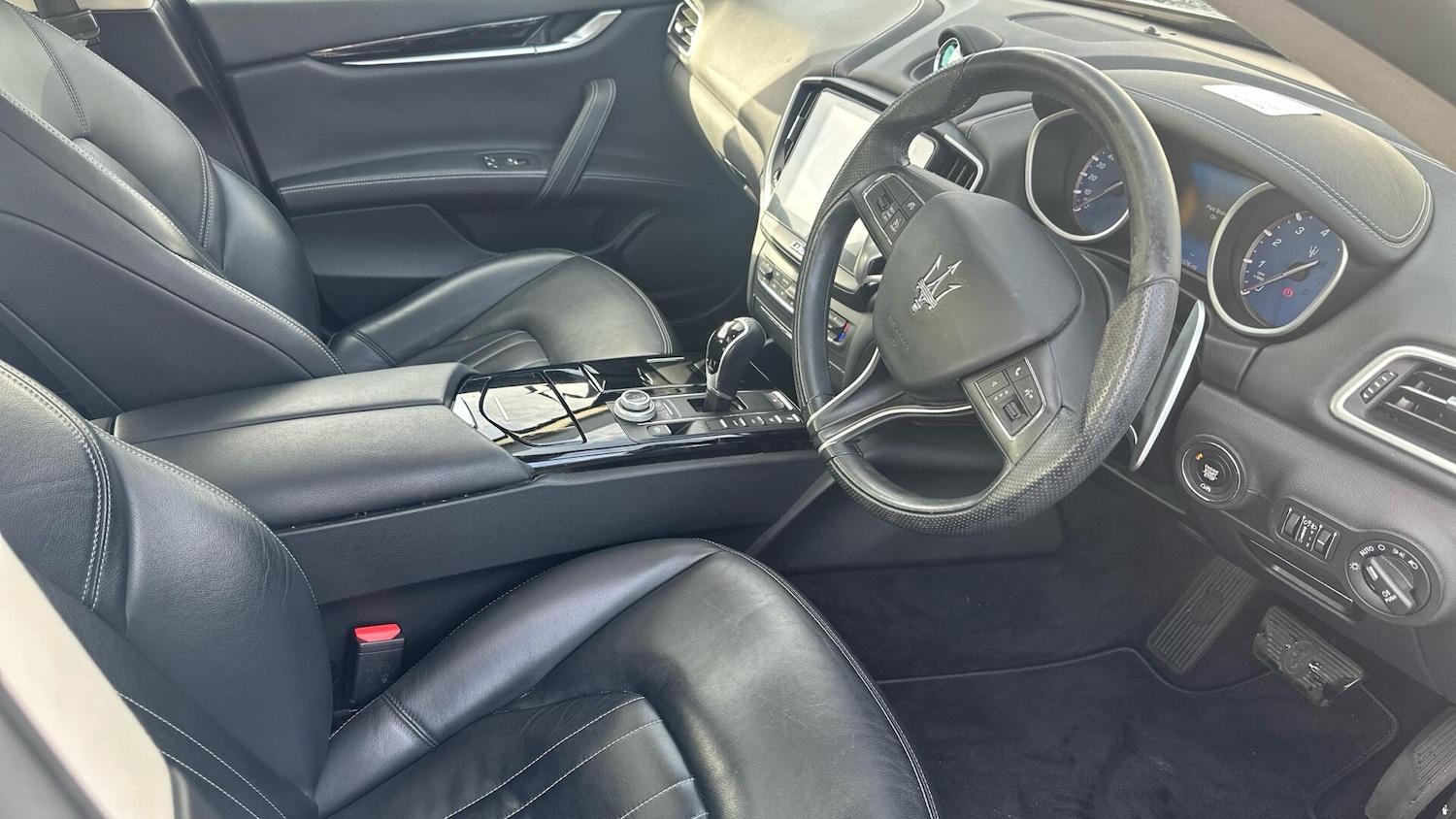 Used Maserati Ghibli 2016 for sale - 76498905: Photo 4