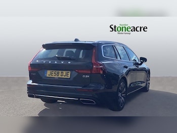 Used Volvo V60 2018 for sale - 75883473: Photo