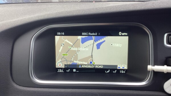 Used Volvo V40 Cross Country 2014 for sale - 76259499: Photo 18