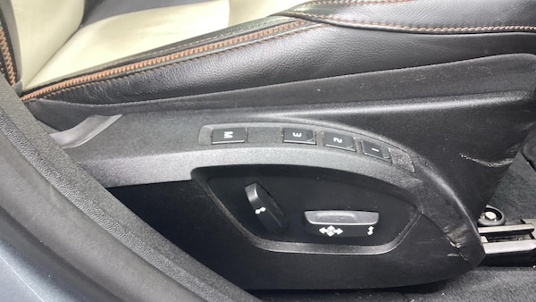 Used Volvo V40 Cross Country 2014 for sale - 76259499: Photo 28