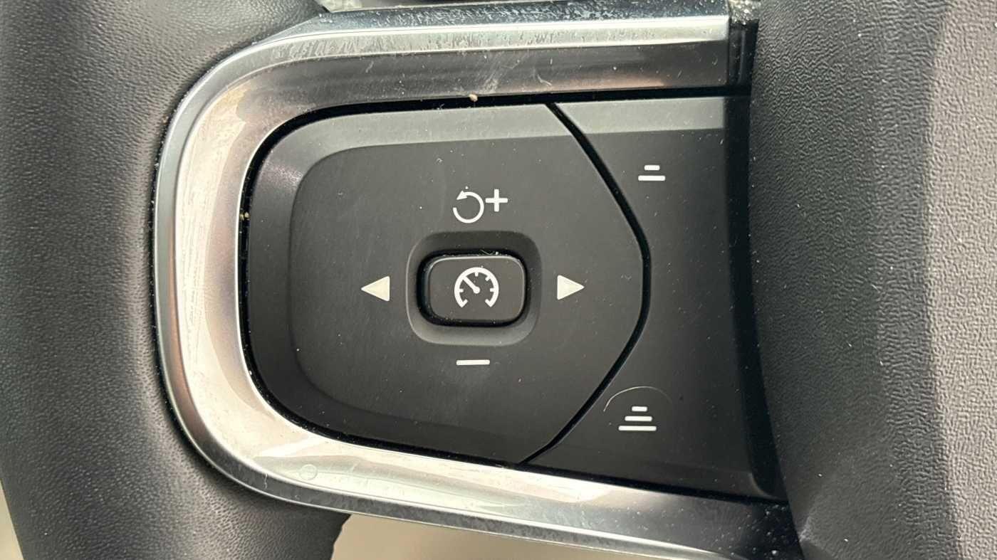 Used Volvo XC40 2024 for sale - 76671674: Photo 22