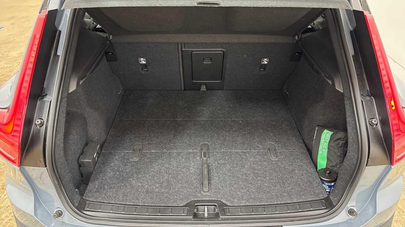 Used Volvo XC40 2022 for sale - 76689599: Photo 34