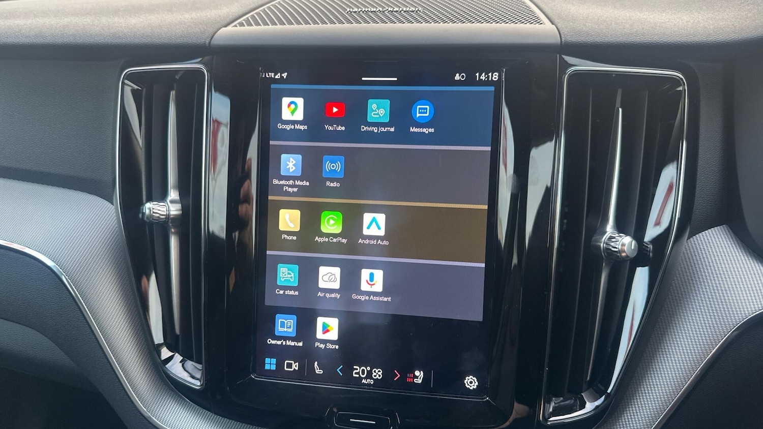 Used Volvo XC60 2023 for sale - 77091023: Photo 12