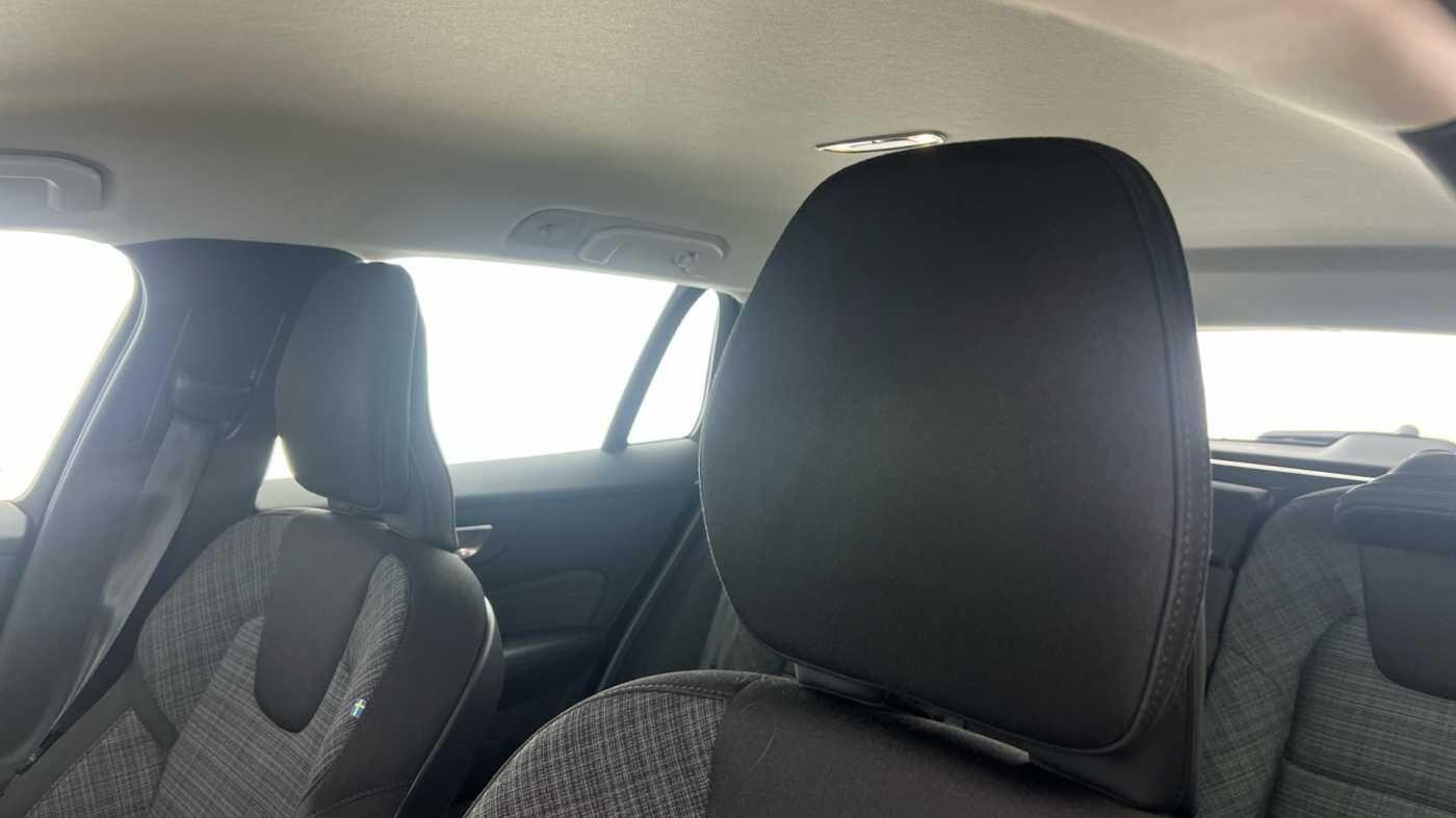 Used Volvo V60 2022 for sale - 76024771: Photo 11