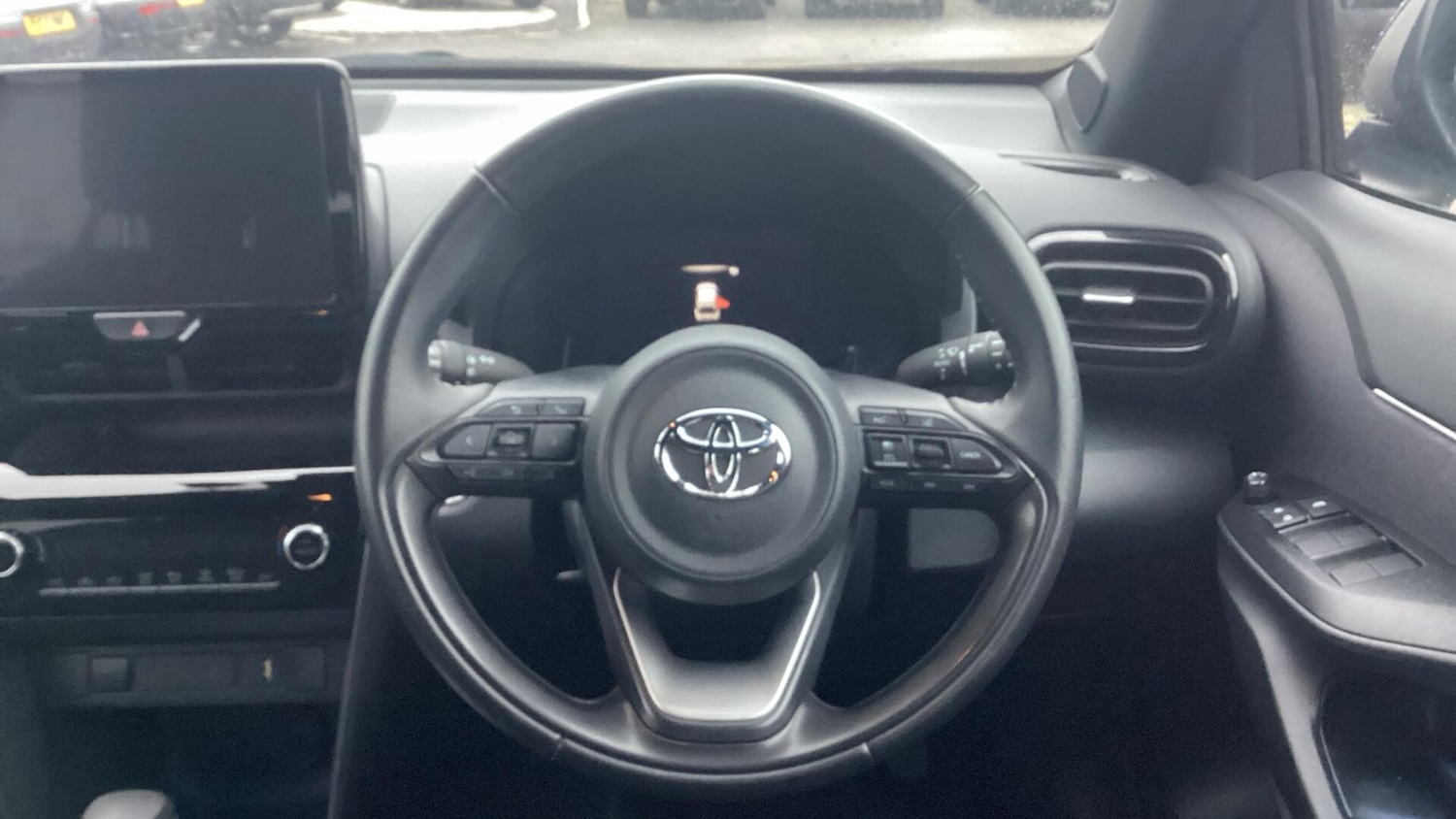 Used Toyota Yaris Cross for sale - 77229837: Photo 10