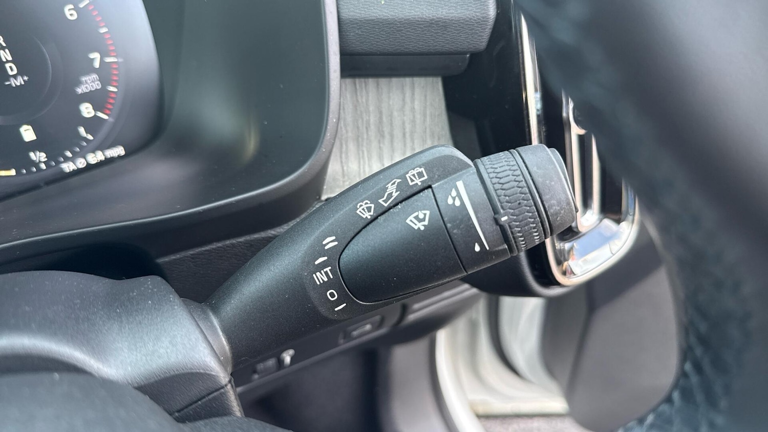 Used Volvo XC40 2021 for sale - 76849837: Photo 17