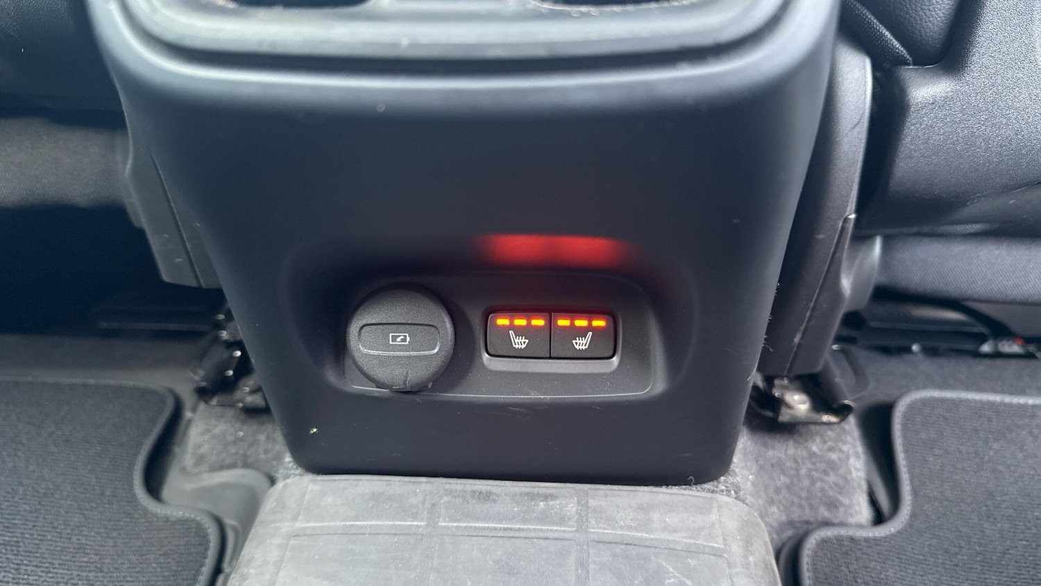 Used Volvo XC40 2021 for sale - 76849837: Photo 31