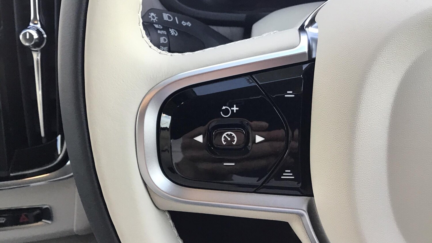 Used Volvo V90 2026 for sale - 77683728: Photo 19