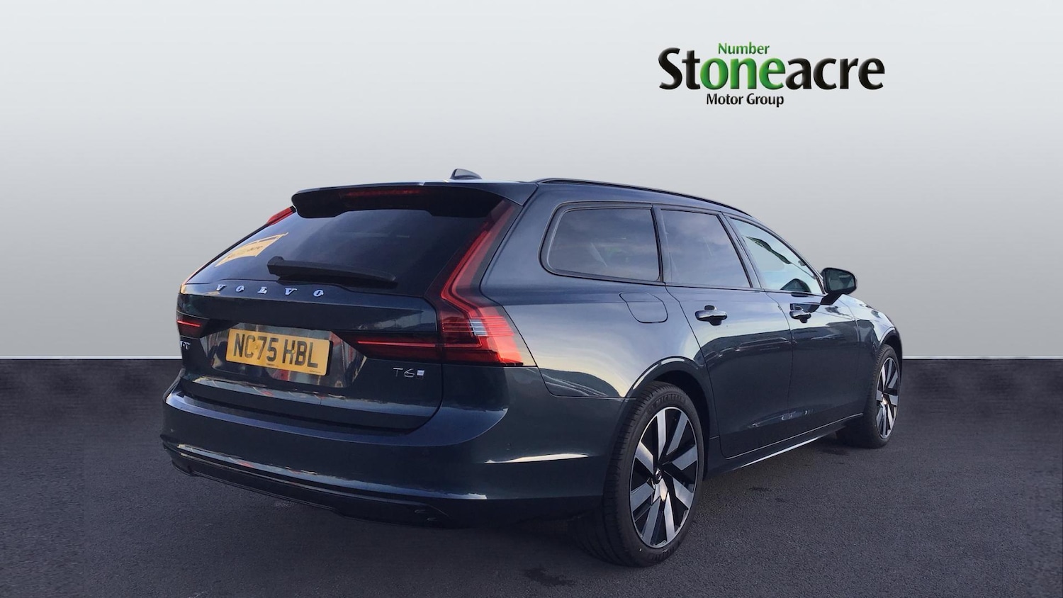 Used Volvo V90 2026 for sale - 77683728: Photo 2