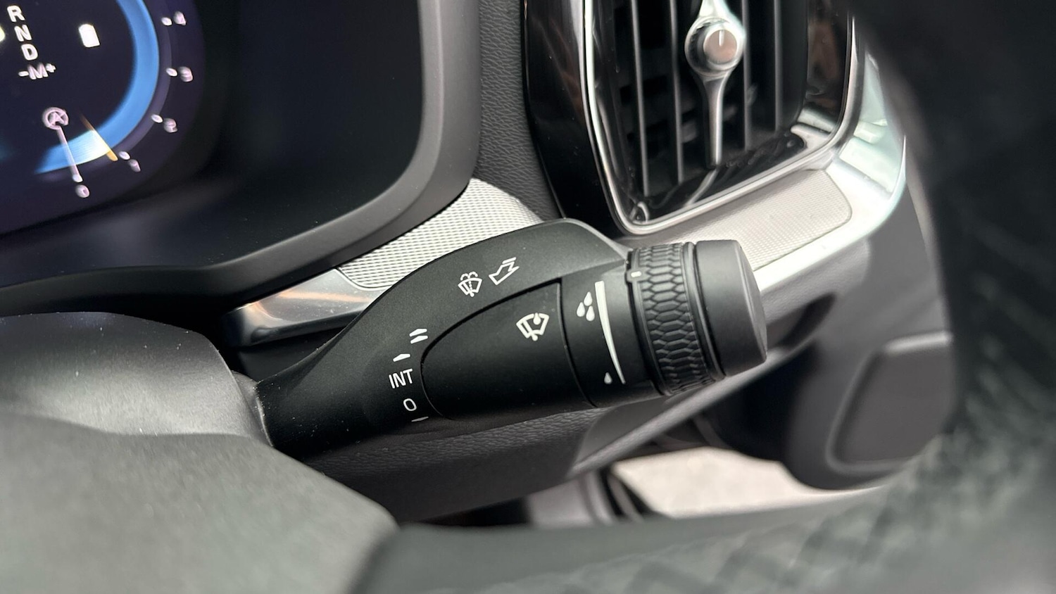 Used Volvo S60 2023 for sale - 77216188: Photo 15