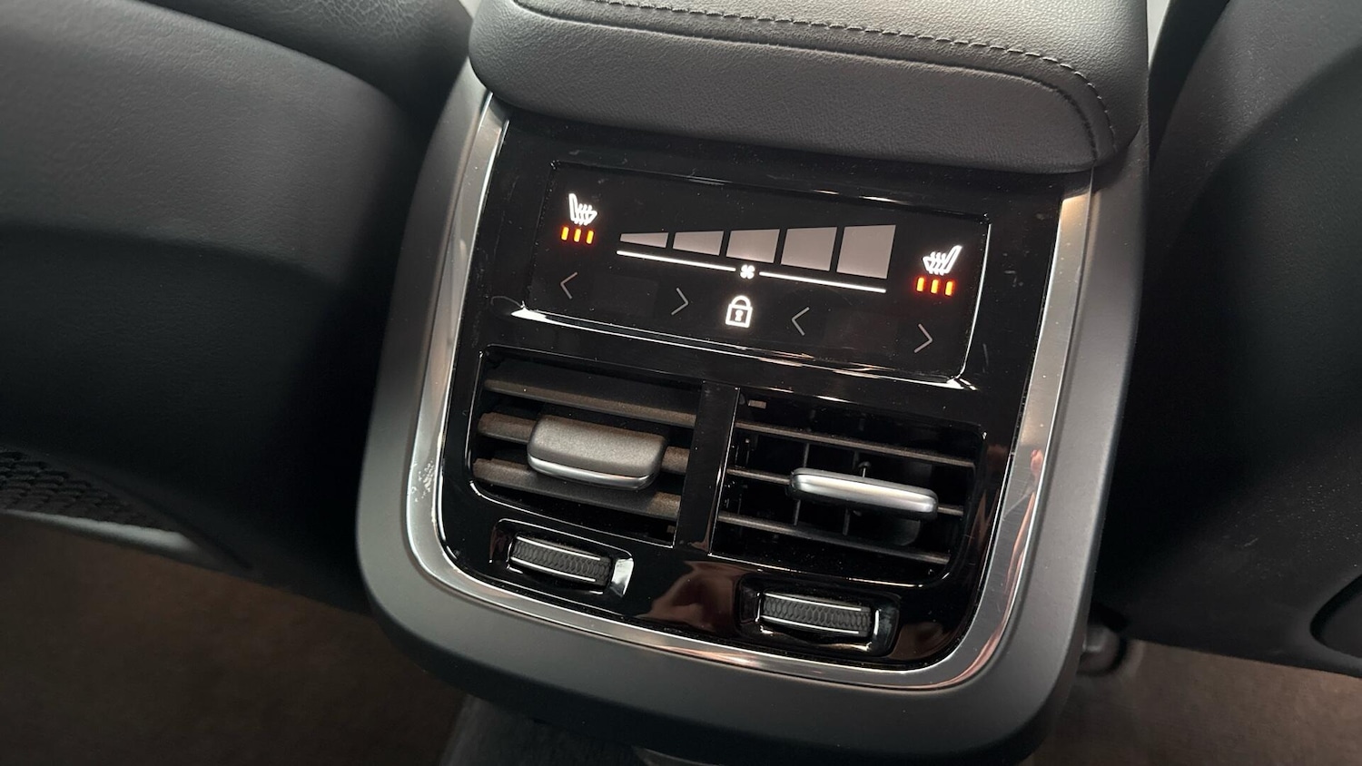 Used Volvo S60 2023 for sale - 77216188: Photo 26