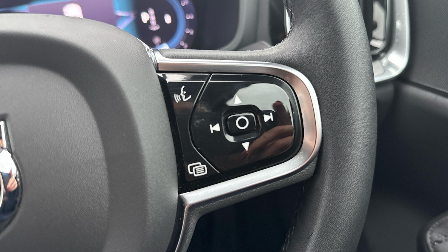 Used Volvo S60 2023 for sale - 77216188: Photo 30