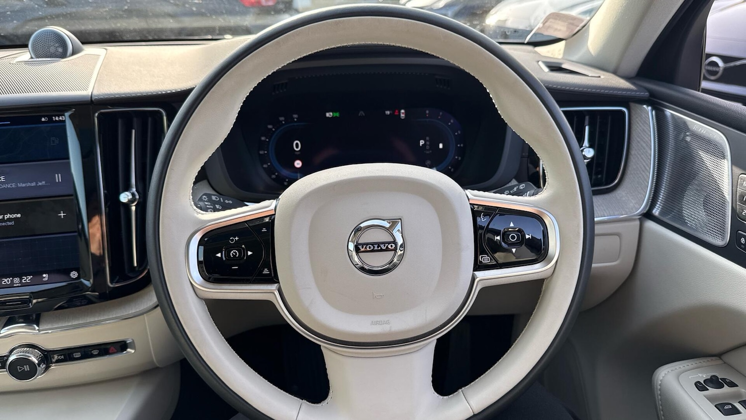 Used Volvo XC60 2023 for sale - 78007794: Photo 10