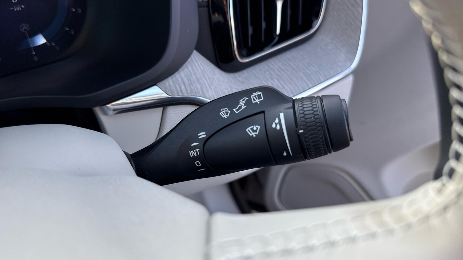 Used Volvo XC60 2023 for sale - 78007794: Photo 17