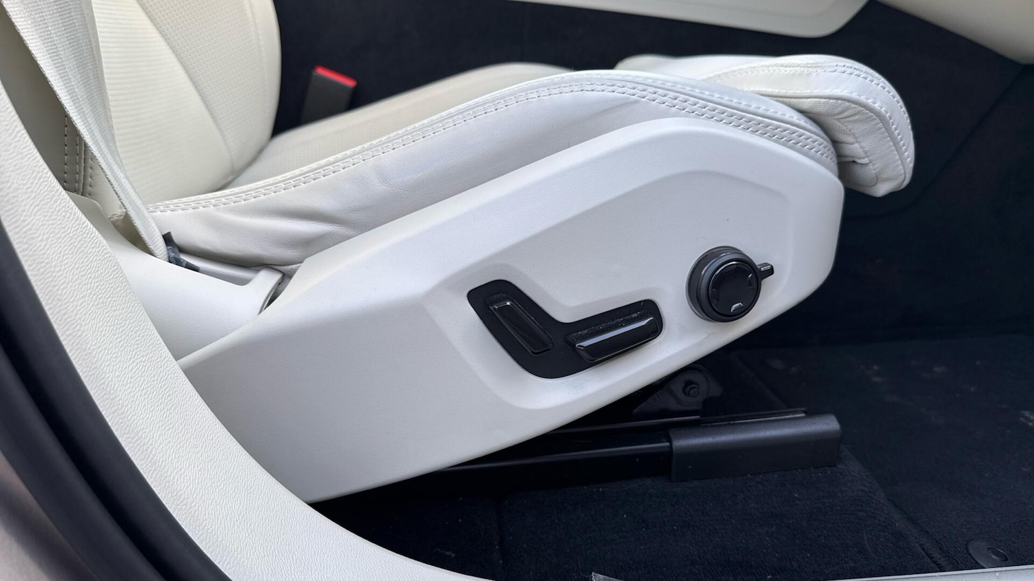 Used Volvo XC60 2023 for sale - 78007794: Photo 21