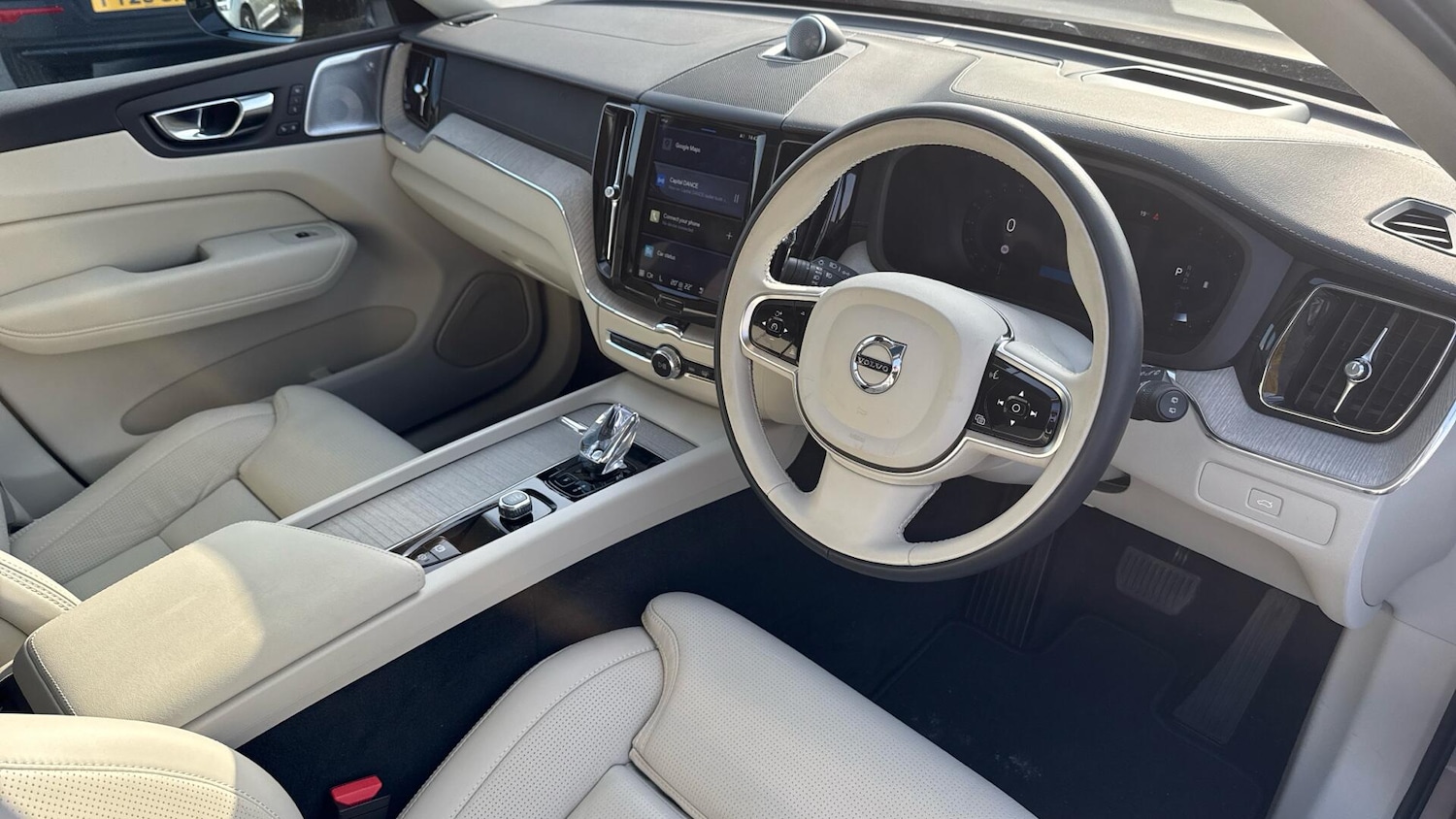 Used Volvo XC60 2023 for sale - 78007794: Photo 4