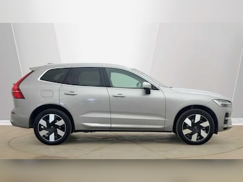 Used Volvo XC60 2025 for sale - 78384768: Photo