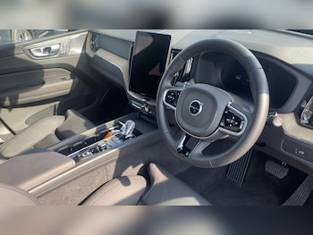 Used Volvo XC60 2025 for sale - 78728467: Photo