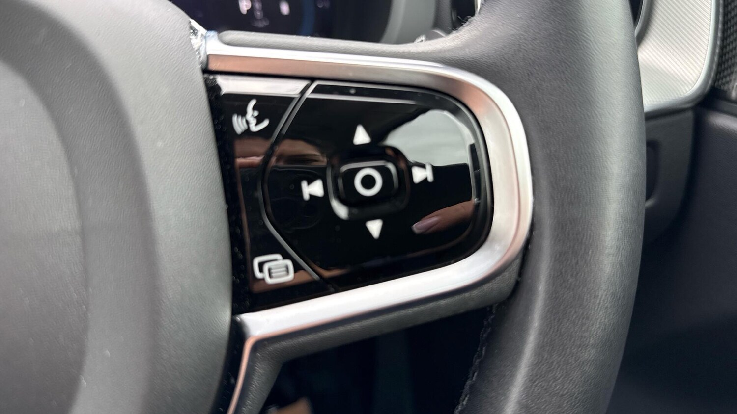 Used Volvo XC60 2023 for sale - 78100755: Photo 20