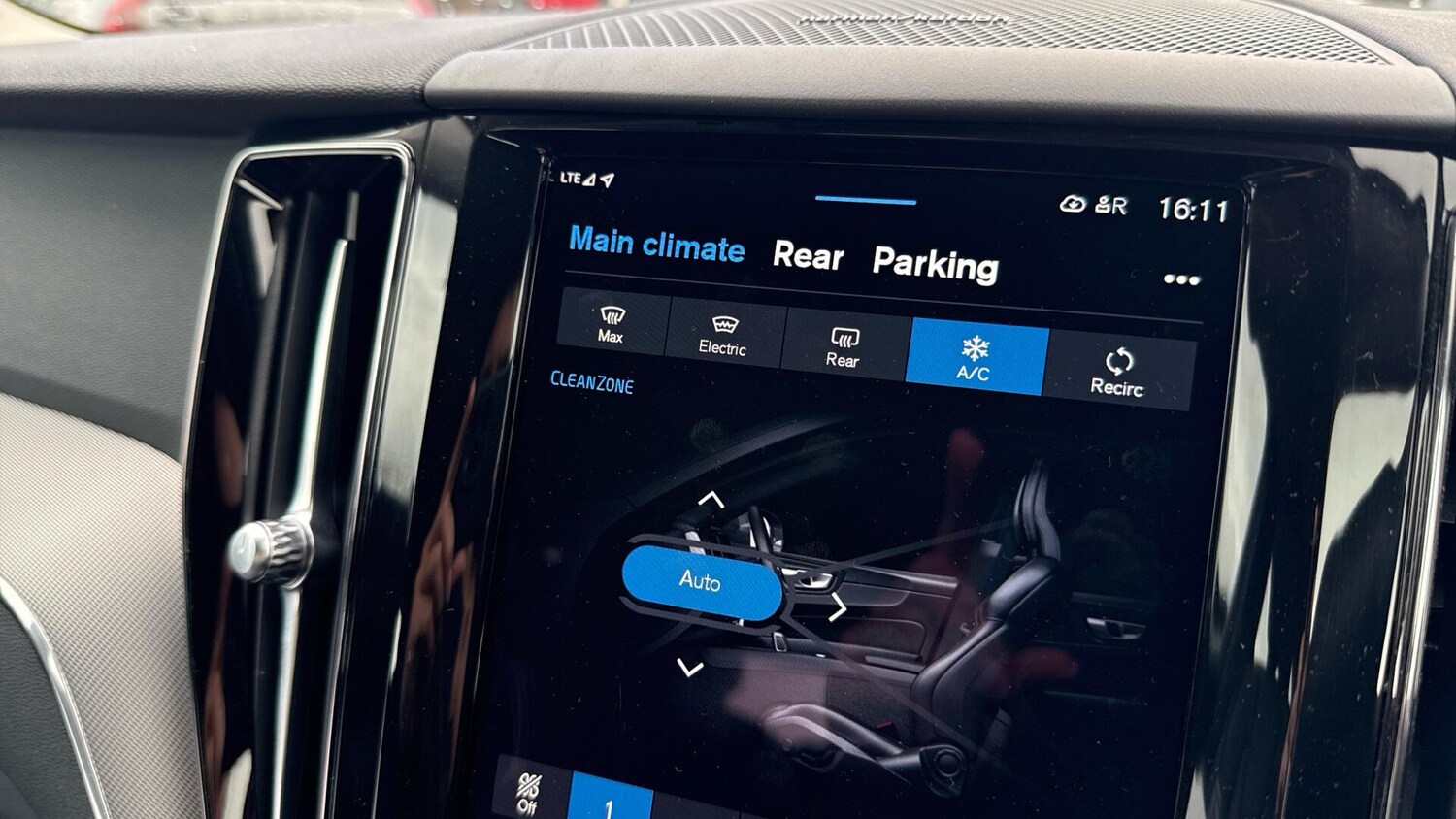 Used Volvo XC60 2023 for sale - 78100755: Photo 24