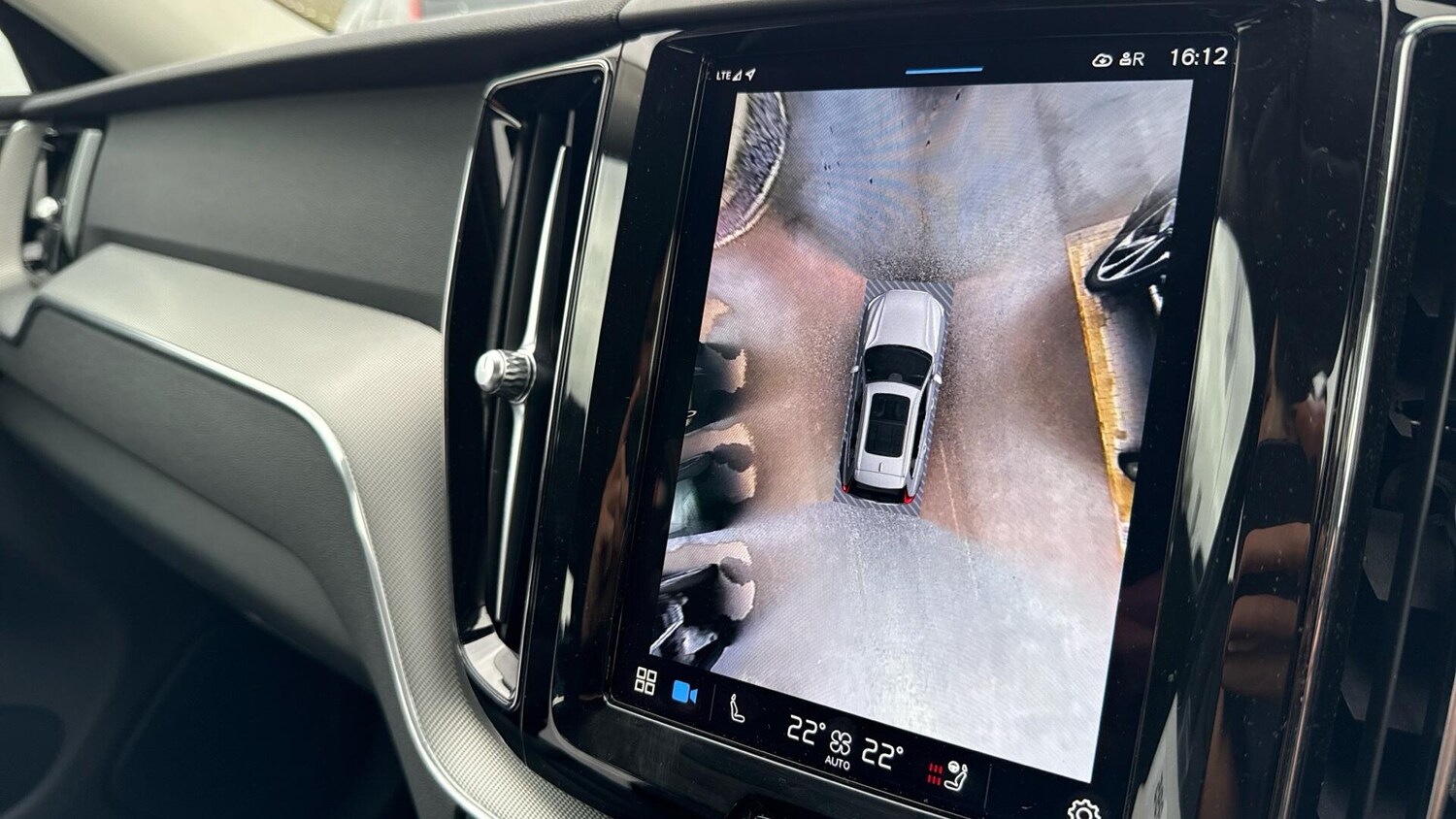 Used Volvo XC60 2023 for sale - 78100755: Photo 30