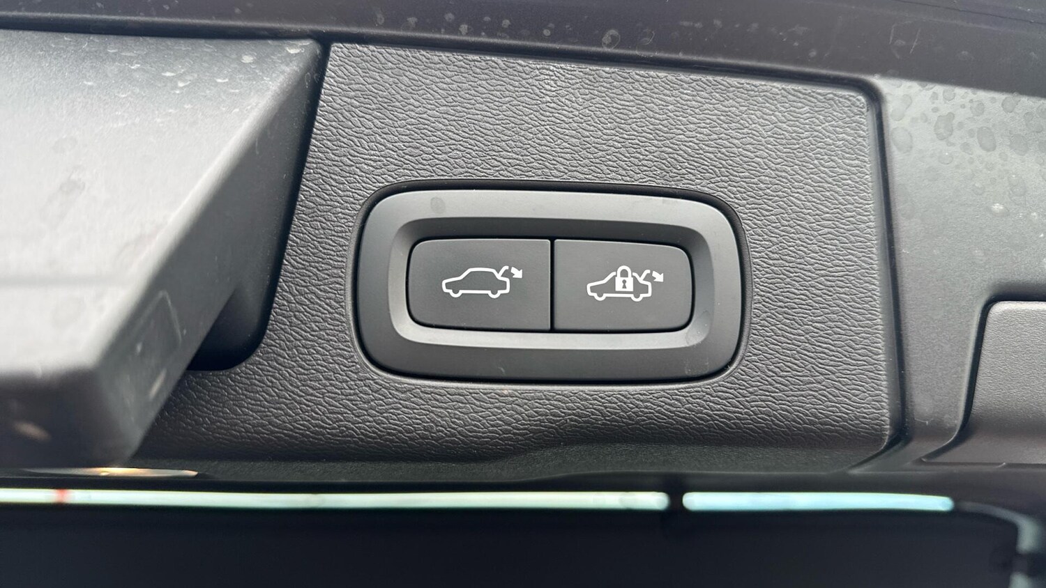 Used Volvo XC60 2023 for sale - 78100755: Photo 40