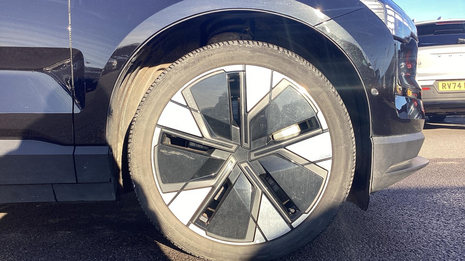 Used Volvo EX30 for sale - 76752490: Photo 9