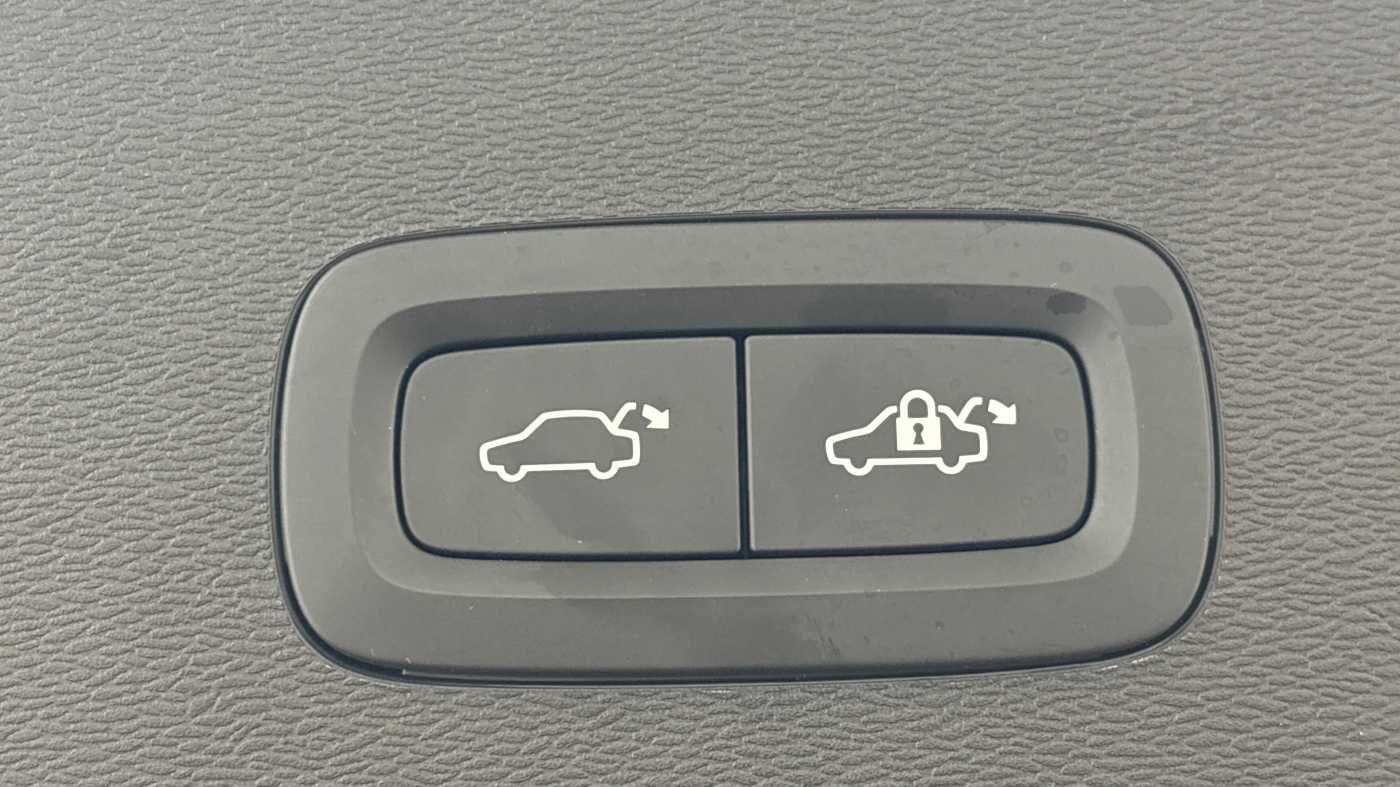 Used Volvo C40 2022 for sale - 76689884: Photo 15