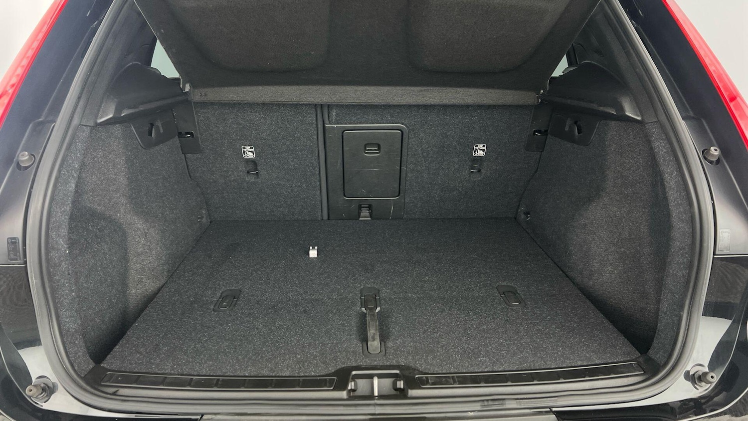 Used Volvo XC40 2021 for sale - 76850369: Photo 5