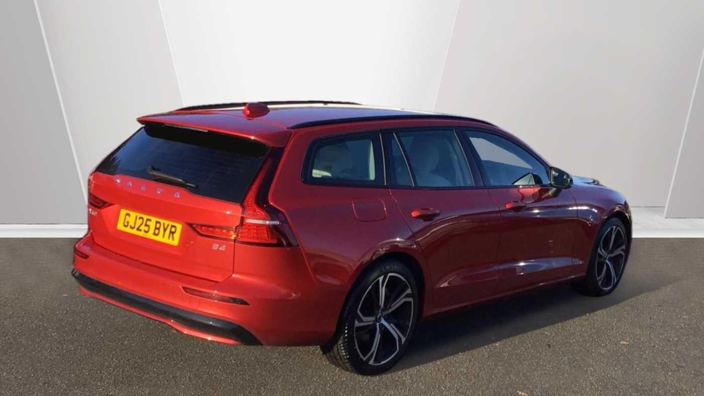 Used Volvo V60 2025 for sale - 78007777: Photo 2