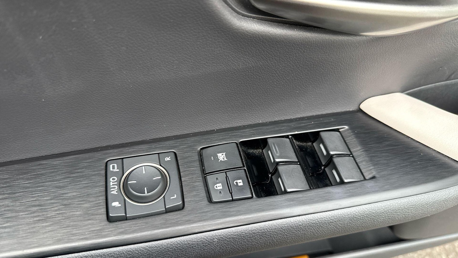 Used Lexus UX 2019 for sale - 77549976: Photo 17