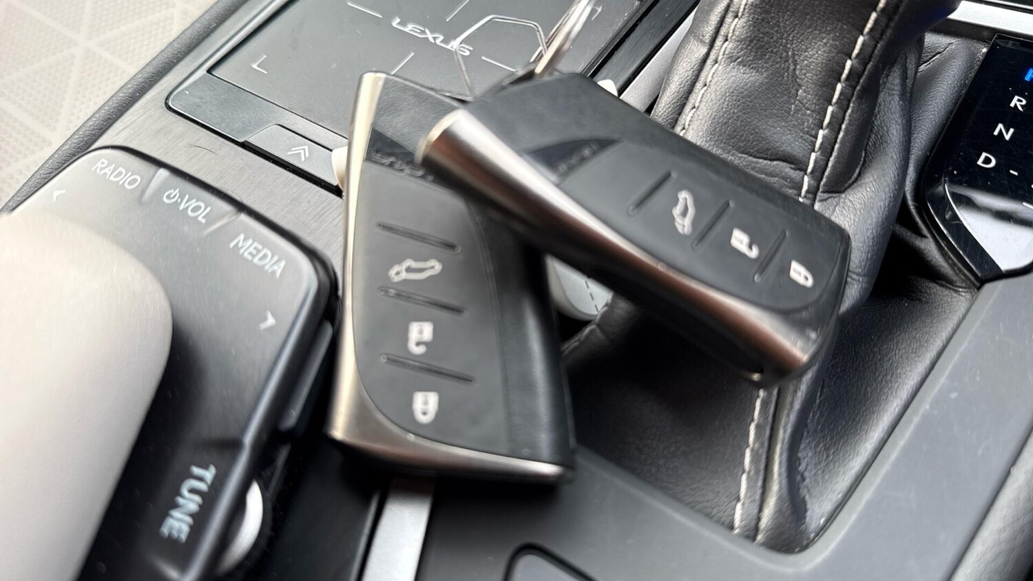 Used Lexus UX 2019 for sale - 77549976: Photo 40