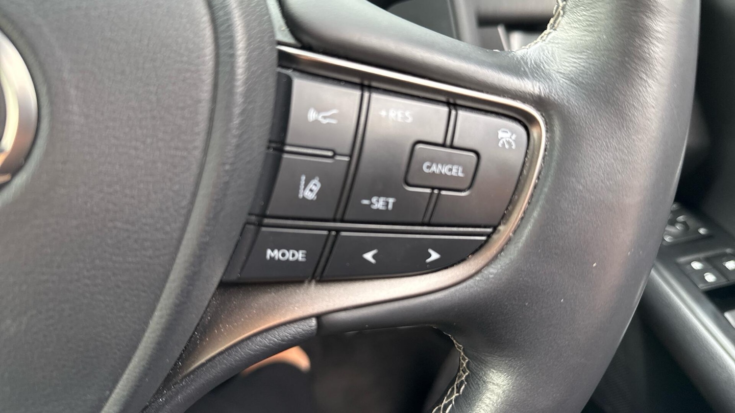 Used Lexus UX 2019 for sale - 77549976: Photo 47