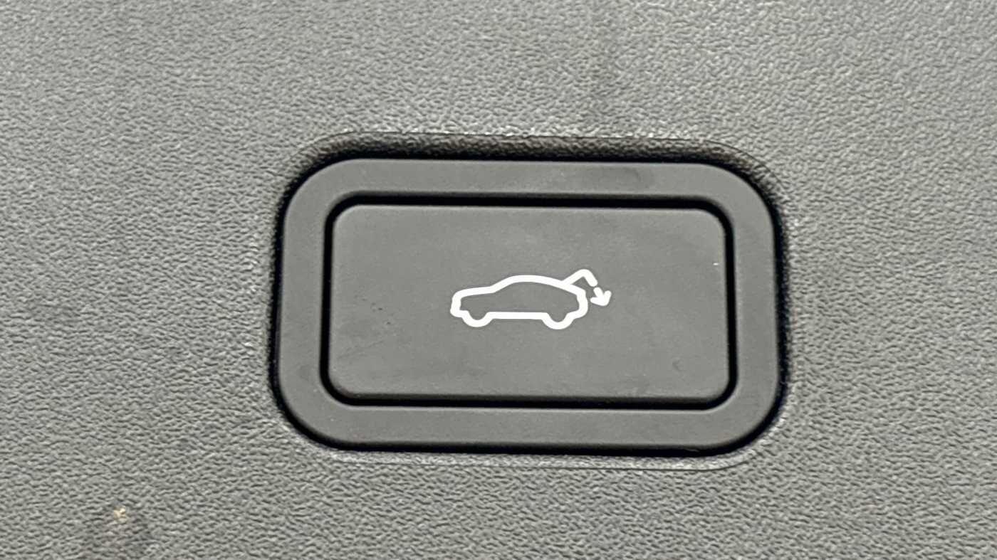 Used Volvo EX30 2025 for sale - 76690024: Photo 13