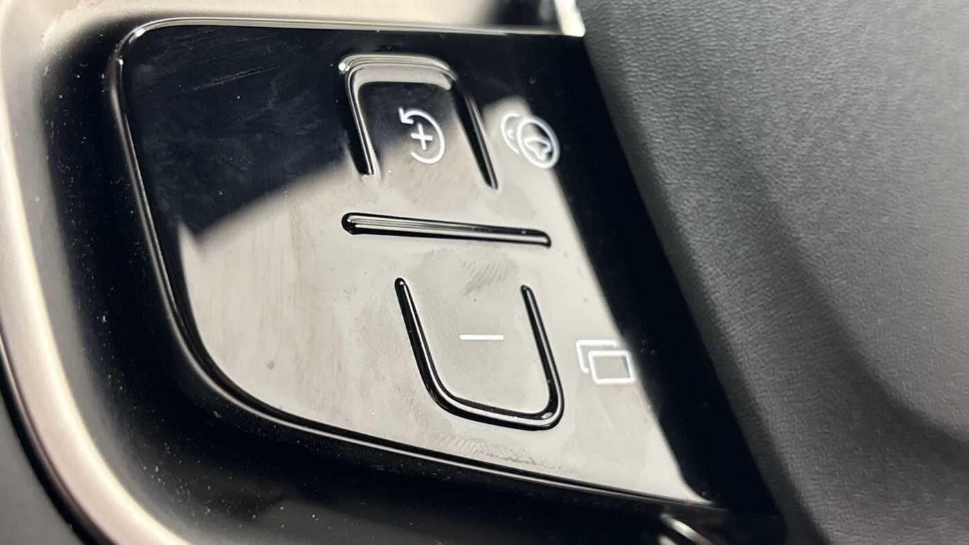 Used Volvo EX30 2025 for sale - 76690024: Photo 15