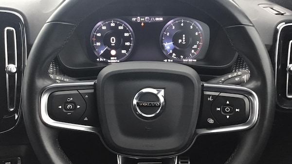Used Volvo XC40 2021 for sale - 76227209: Photo 10