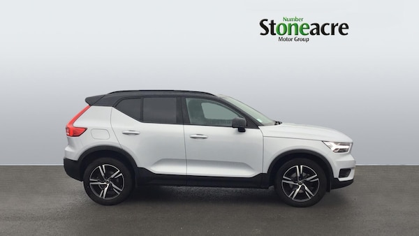 Used Volvo XC40 2021 for sale - 76227209: Photo 3