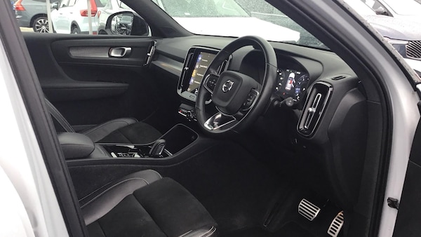 Used Volvo XC40 2021 for sale - 76227209: Photo 4