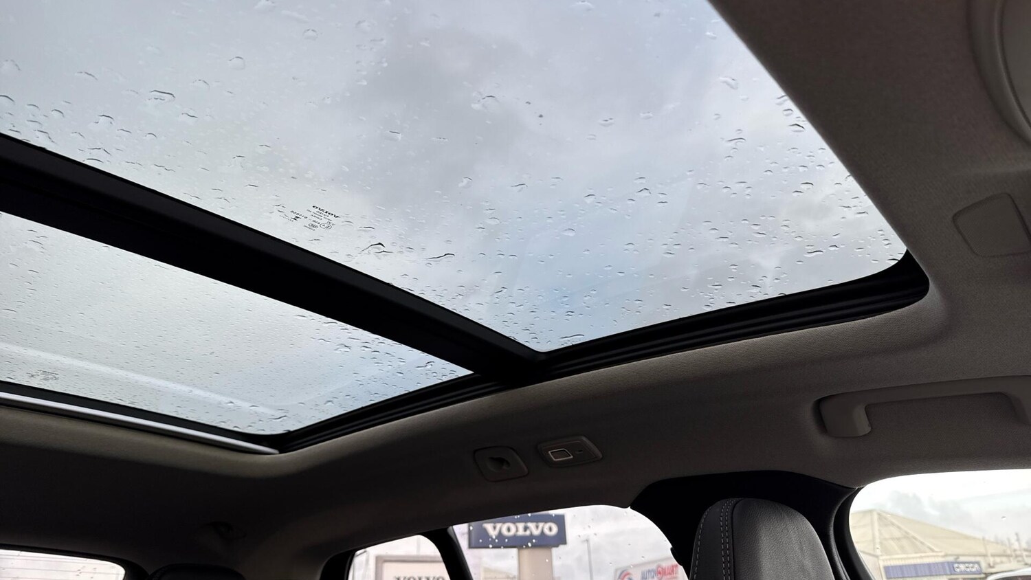 Used Volvo XC40 2025 for sale - 78071882: Photo 32