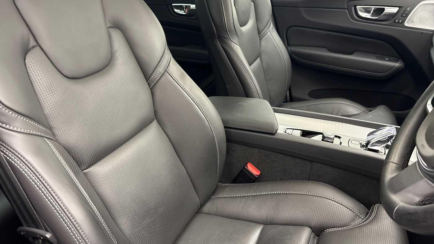 Used Volvo XC60 2024 for sale - 76645514: Photo 11