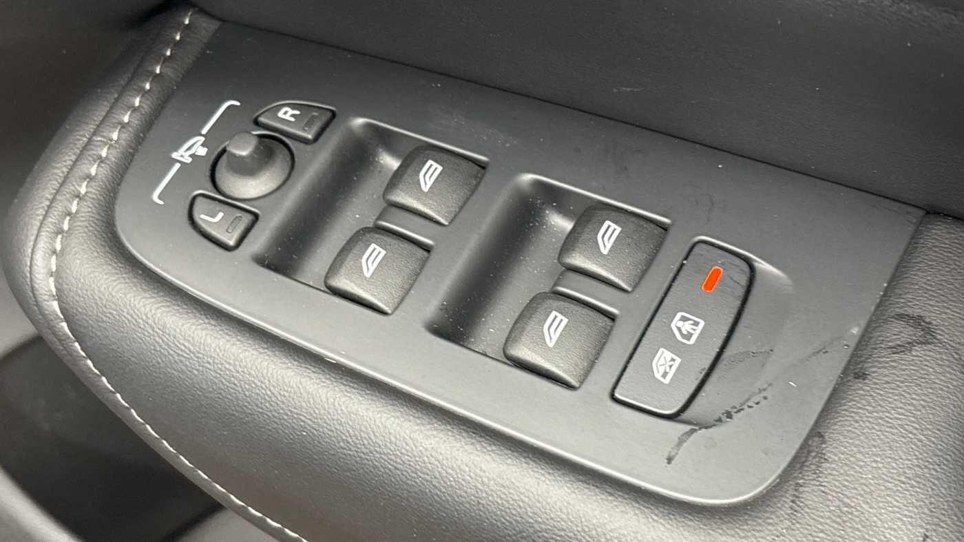 Used Volvo XC60 2024 for sale - 76645514: Photo 14