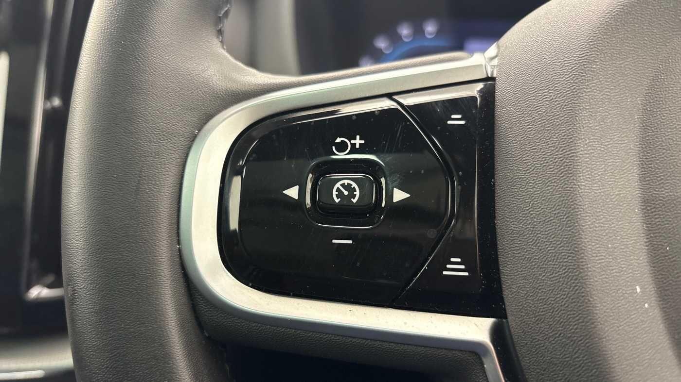 Used Volvo XC60 2024 for sale - 76645514: Photo 19