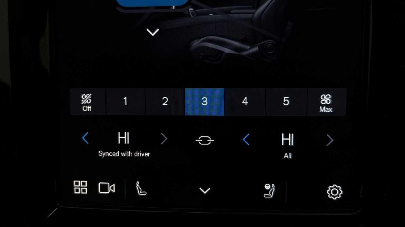 Used Volvo XC60 2024 for sale - 76645514: Photo 30